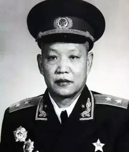 图为赵镕像.png