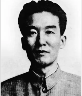 1761549258412982.png 图为邓拓像.png